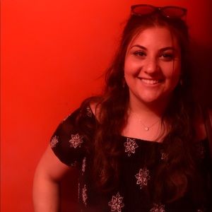 Meet your Posher, Isabella